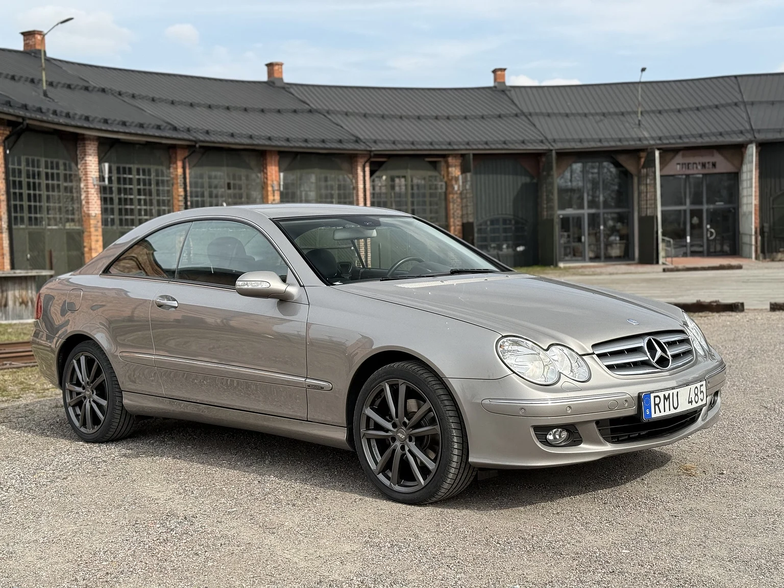 Exterior image of 2007 Mercedes-Benz Clk 280 (9)