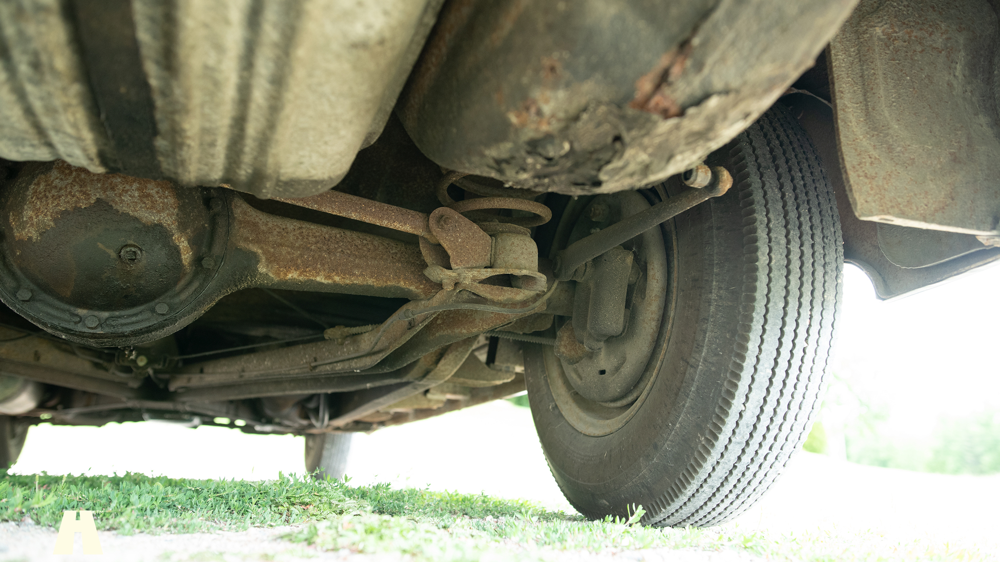Image of 1949 Buick Super Eight mechanics (58)