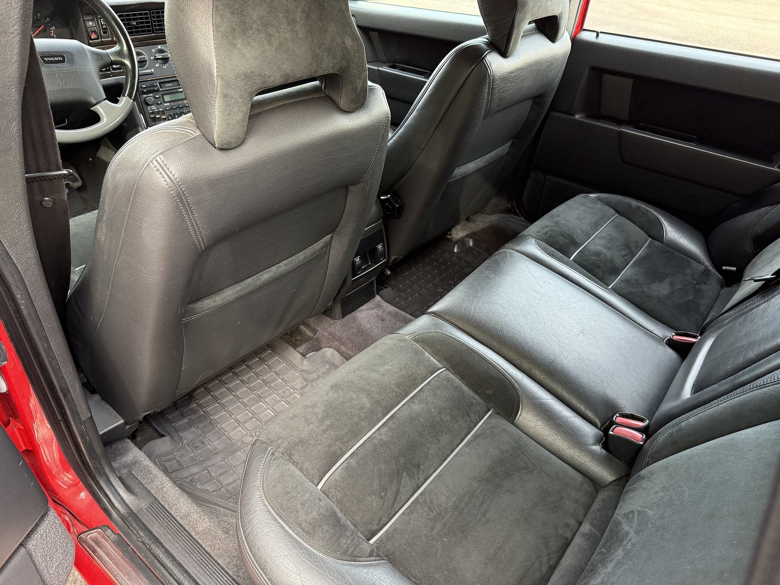 Innenraumfoto von 1997 Volvo 850 R Kombi