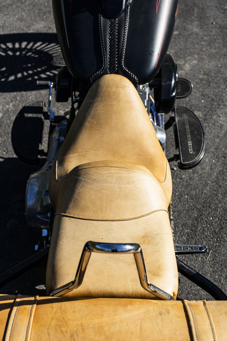 Exteriörbild på 2008 Harley-Davidson Cross Bones (custom)