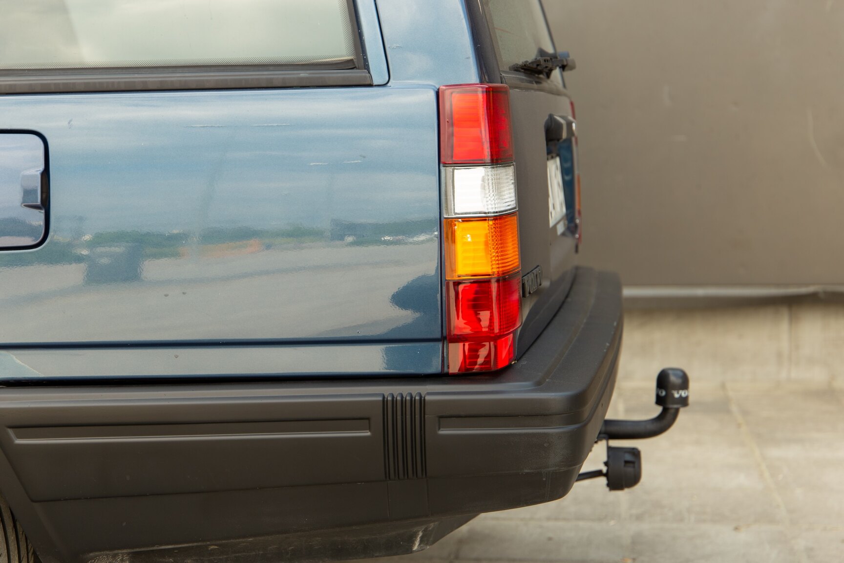 Exteriörbild på 1990 Volvo 745 Turbo (36)