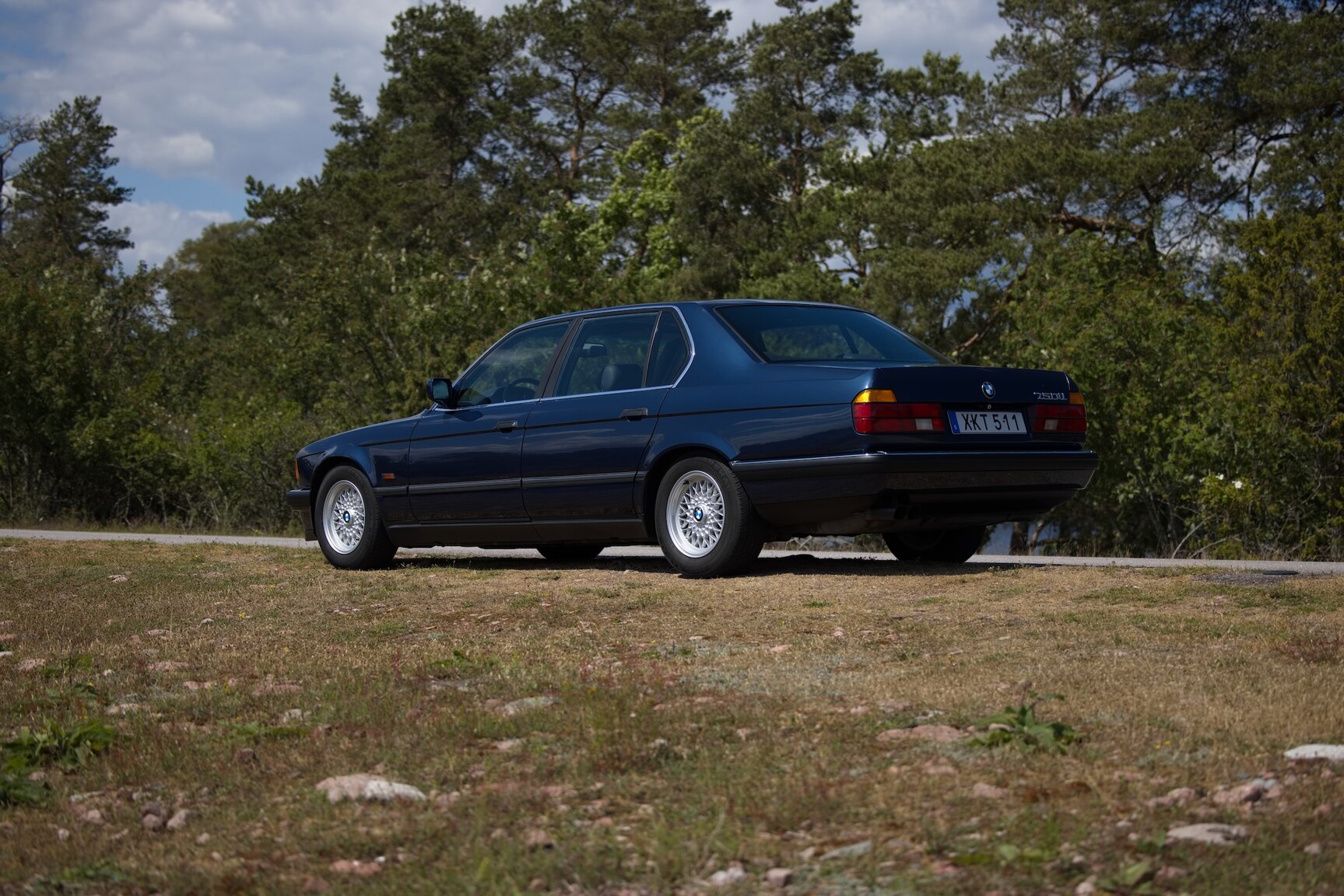Exterior image of 1990 BMW 750 IAL Highline