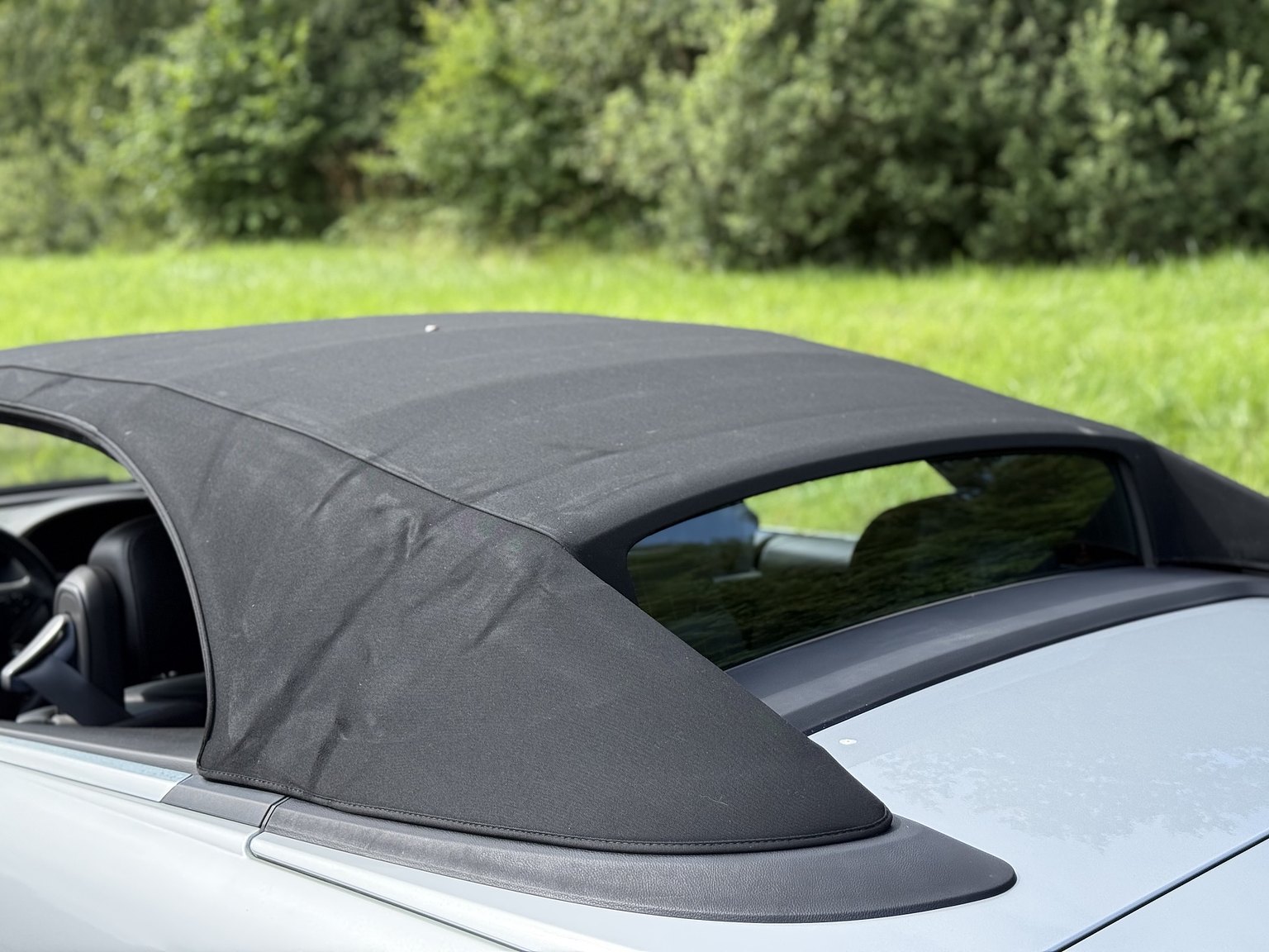 Exterior image of 2004 BMW 645Ci Convertible
