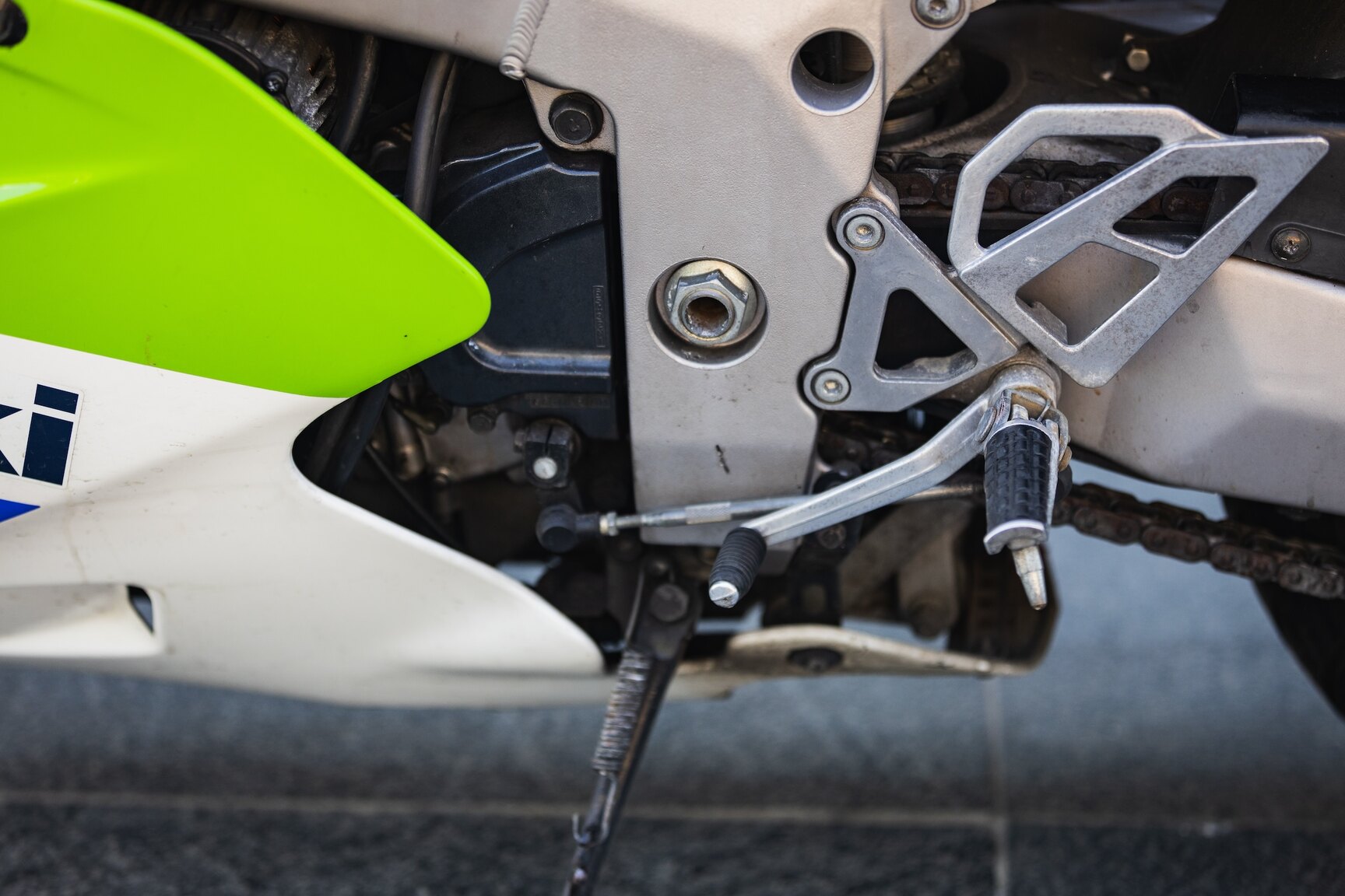 Image of 1992 Kawasaki ZX 750 J mechanics (7)