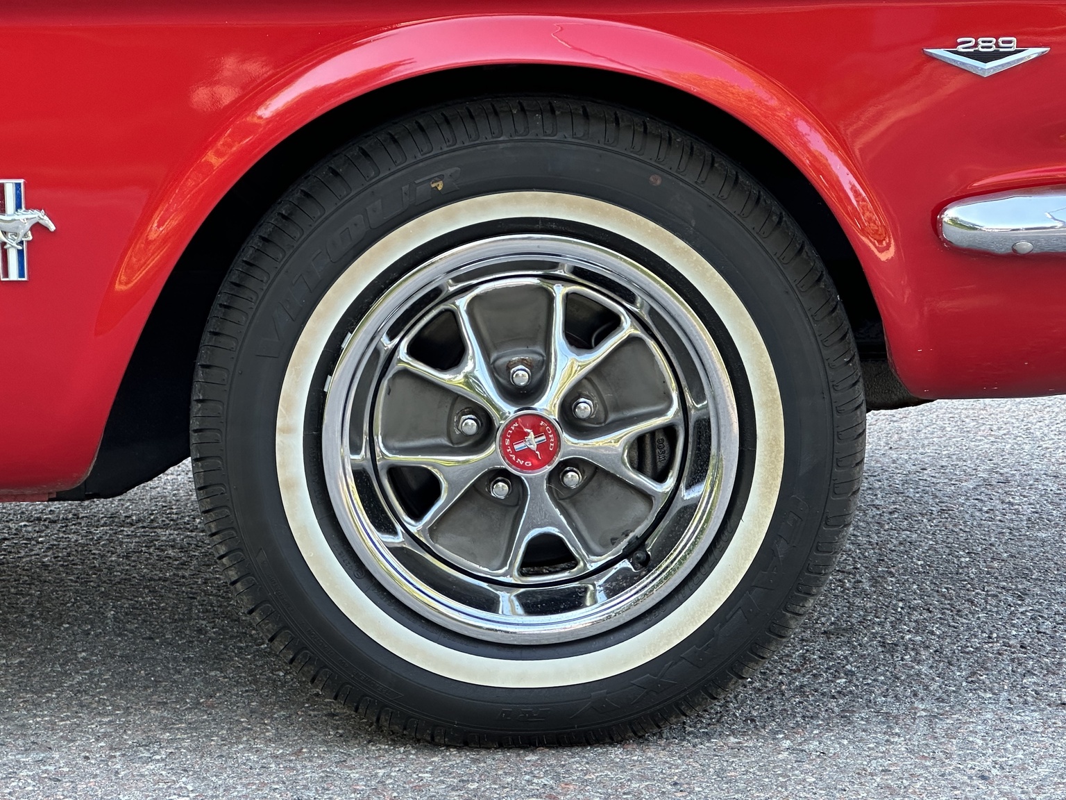 Exterior image of 1965 Ford Mustang 289 Fastback