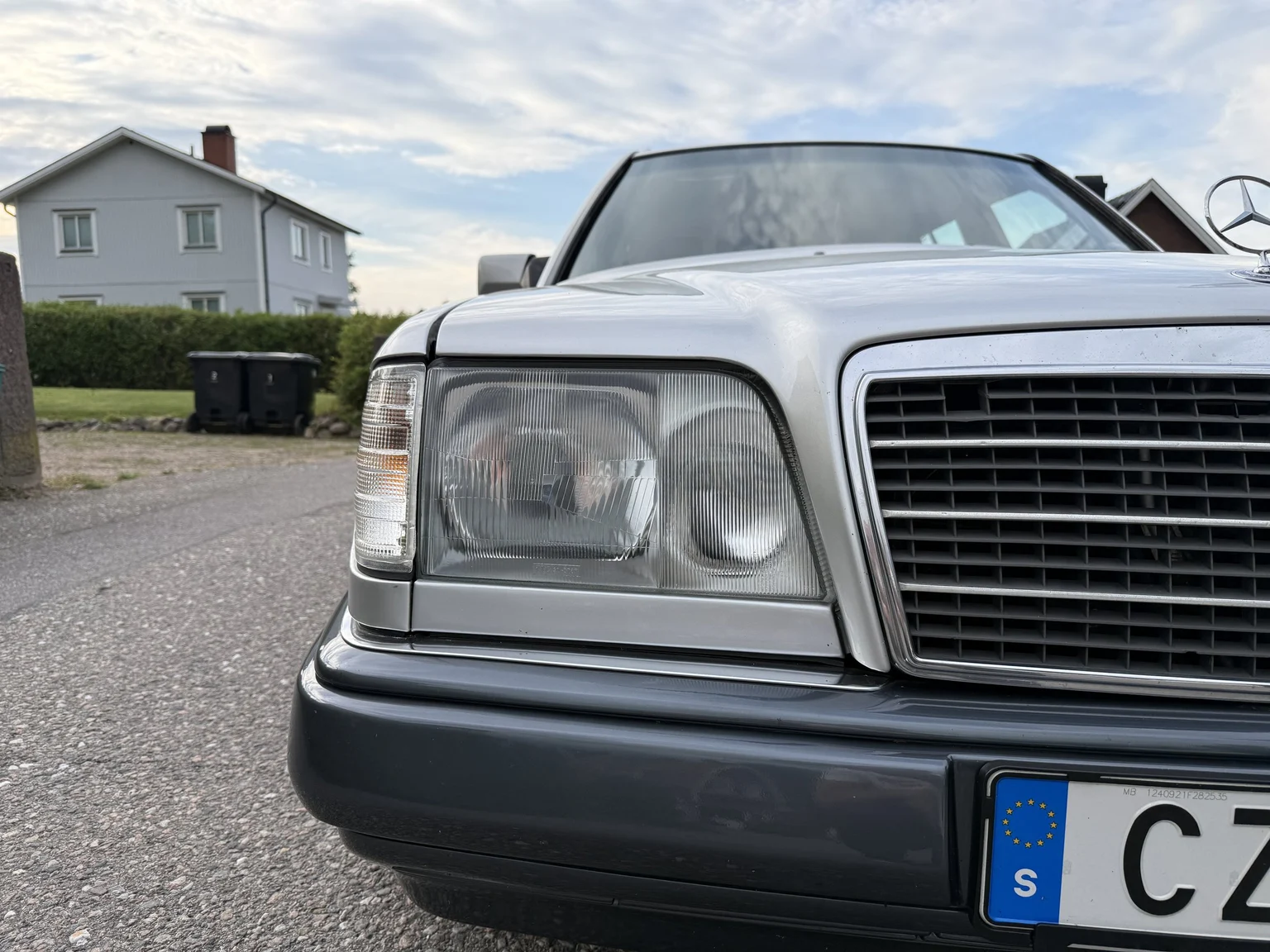 Exteriörbild på 1994 Mercedes-Benz E 320 T (30)