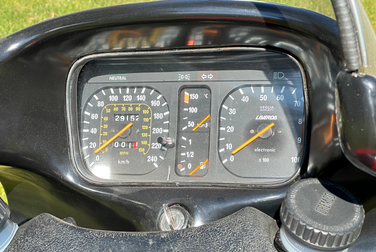 Exteriörbild på 1983 Laverda RGS-1000