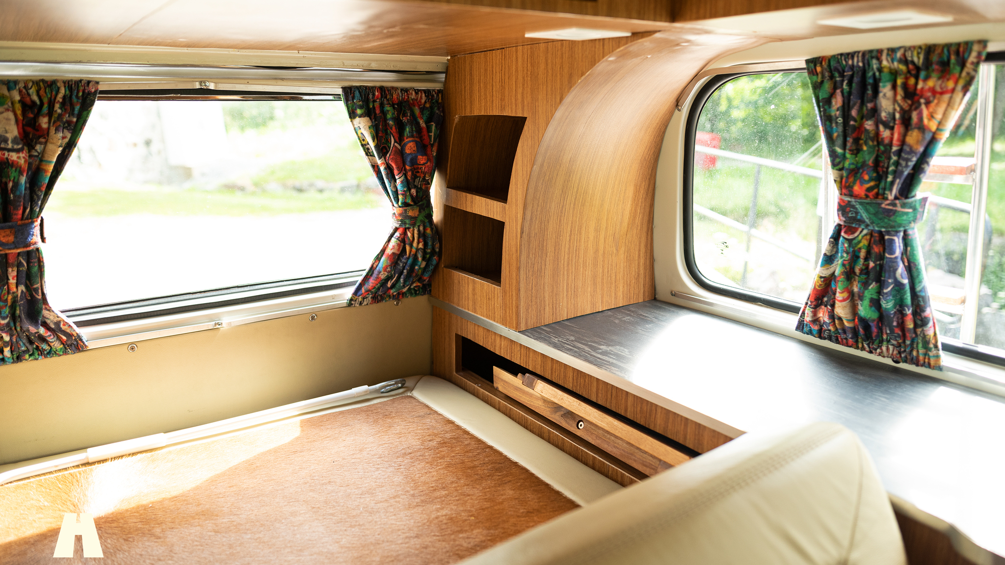 Innenraumfoto von 1998 Volkswagen T2 Camper