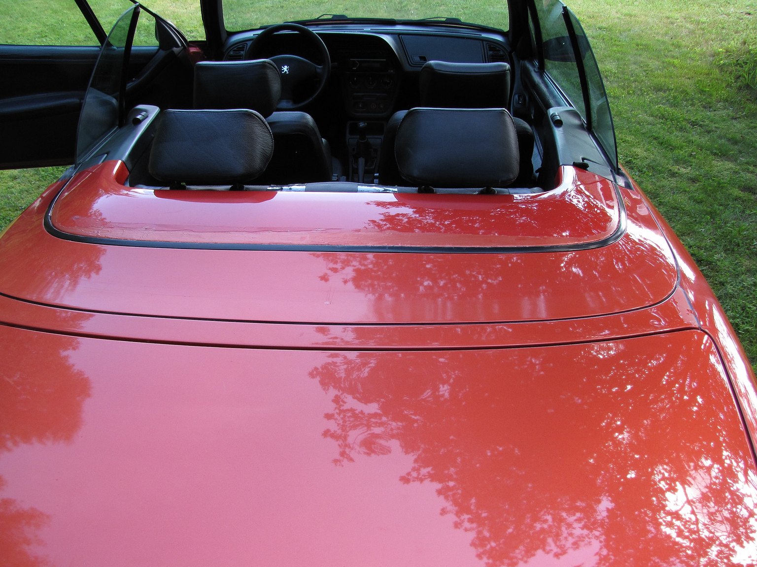 Exterior image of 1999 Peugeot 306 Cabriolet 2.0 Manuell
