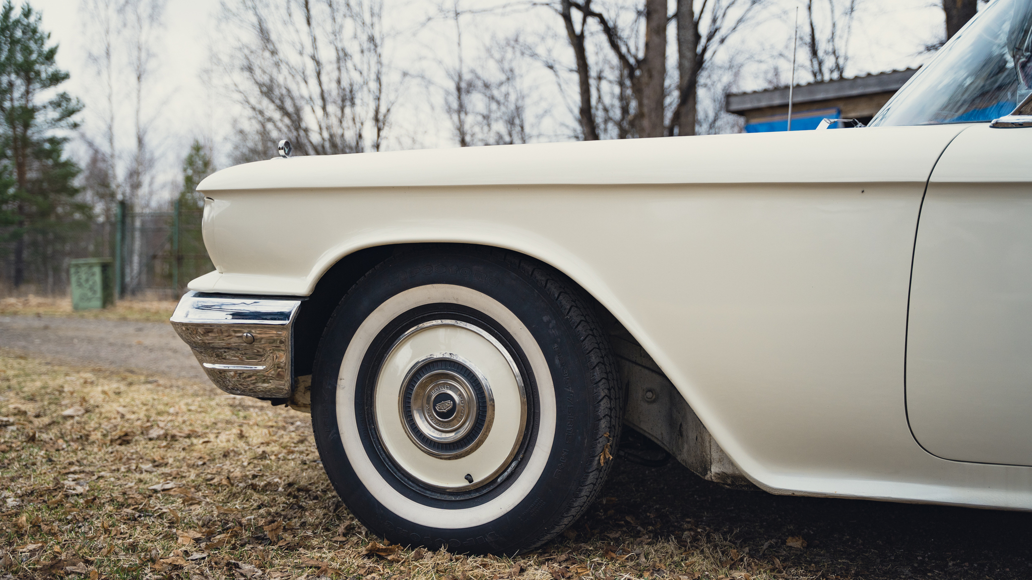 Exteriörbild på 1959 Ford Thunderbird hardtop