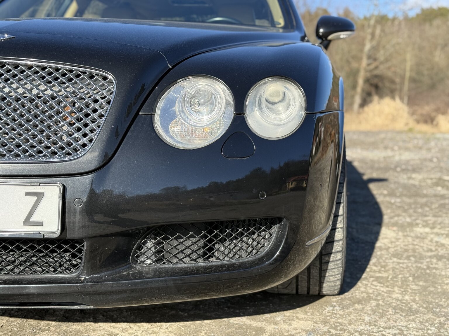 Exteriörbild på 2005 Bentley Flying Spur