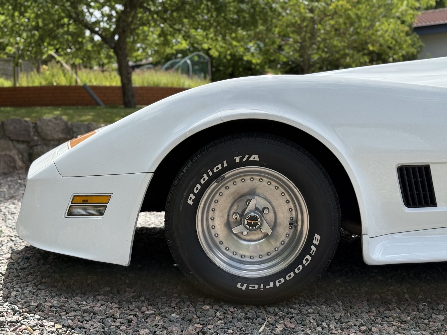 Exterior image of 1981 Chevrolet Corvette