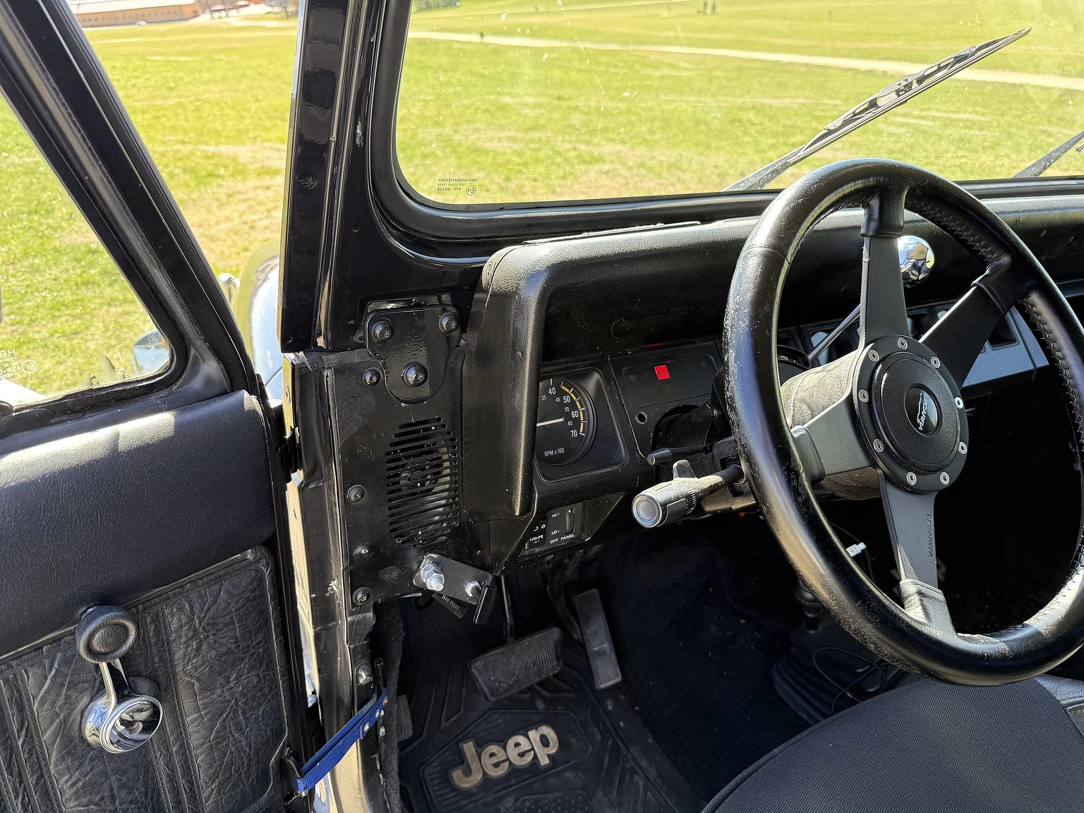 Aussenfoto 1990 Jeep Wrangler Islander (10)