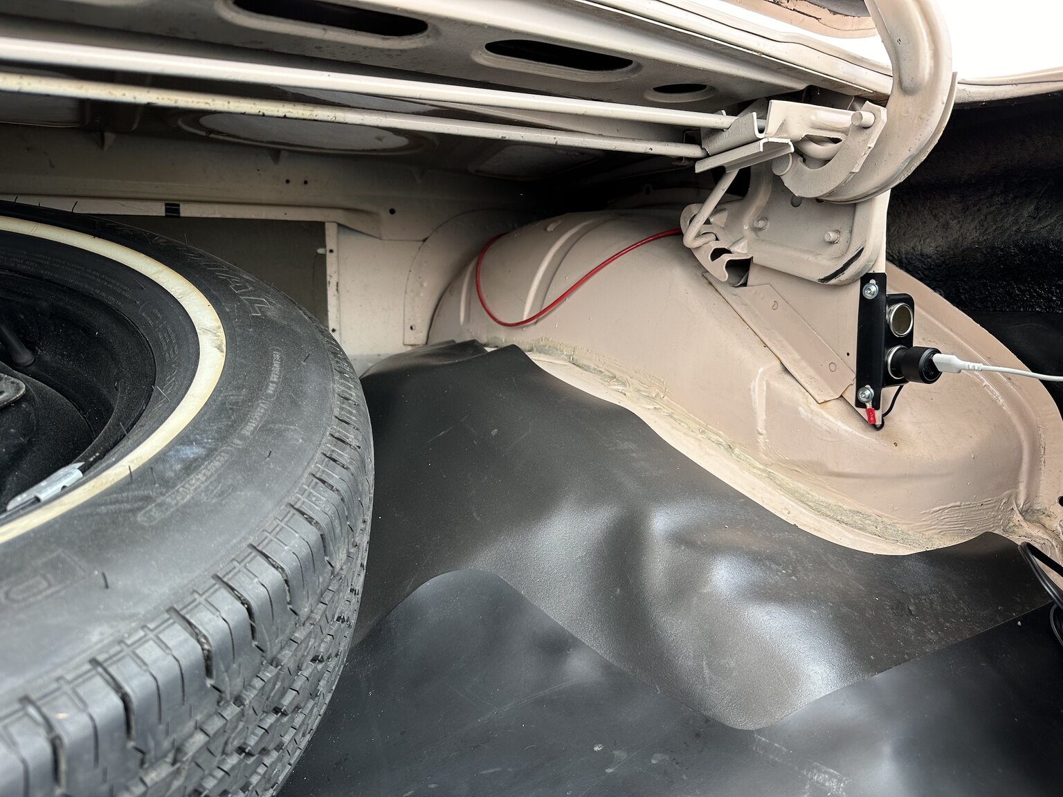 Interior image of 1959 Mercury Monterey 4-door Hardtop Cruiser