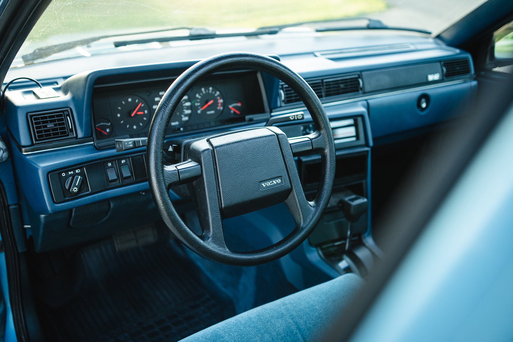 Innenraumfoto von 1985 Volvo 760 GLE 2.8 V6 Automatisk