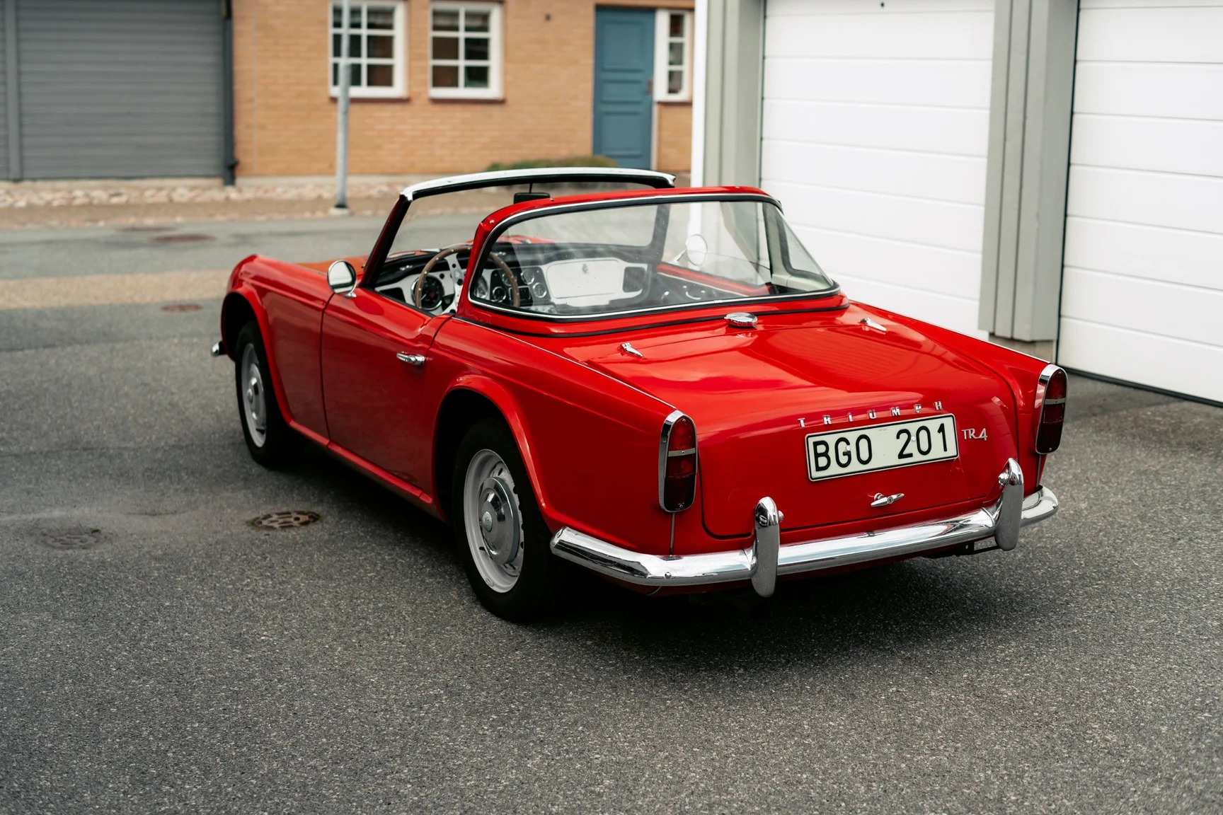 Exterior image of 1963 Triumph TR4 (17)