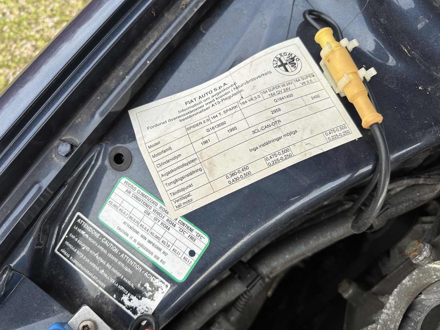 Image of 1994 Alfa Romeo 164 mechanics