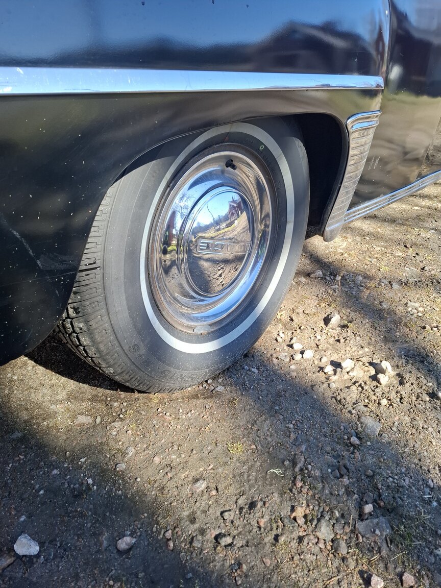 Exteriörbild på 1949 Dodge Coronet Club Coupé