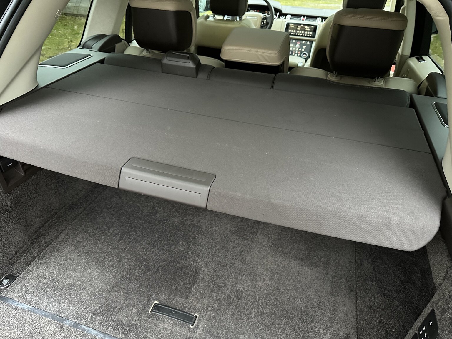 Interiörbild 2019 Range Rover Vouge Autobiography SDV8