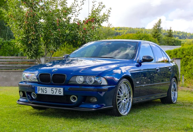 2002 BMW M5 E39