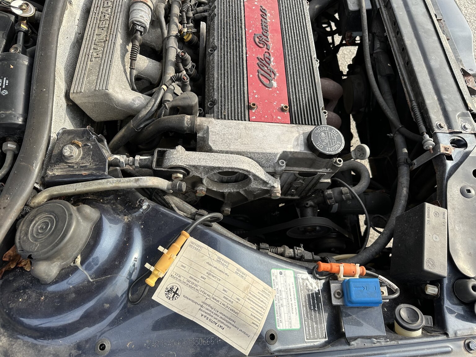 Image of 1994 Alfa Romeo 164 mechanics