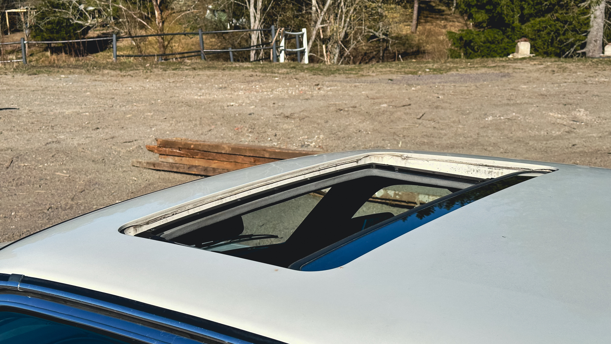 Exteriörbild på 1984 BMW 745i Executive Automat