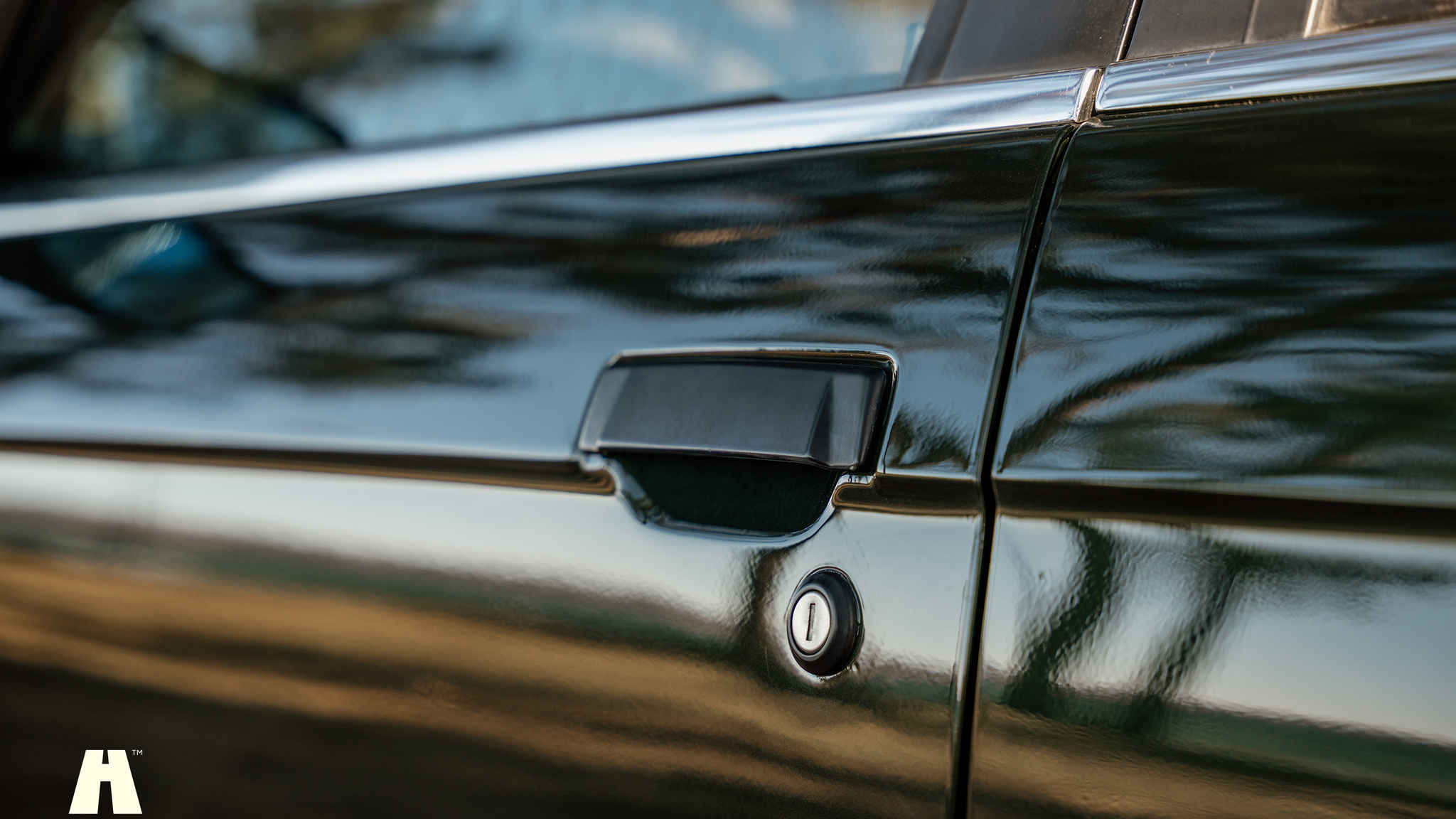 Exteriörbild på 1988 BMW 325 Coupé (27)