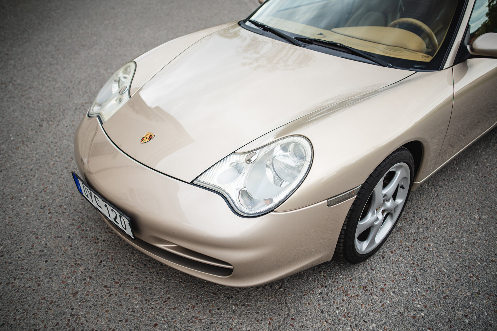 Exterior image of 2004 Porsche 911 Carrera 4