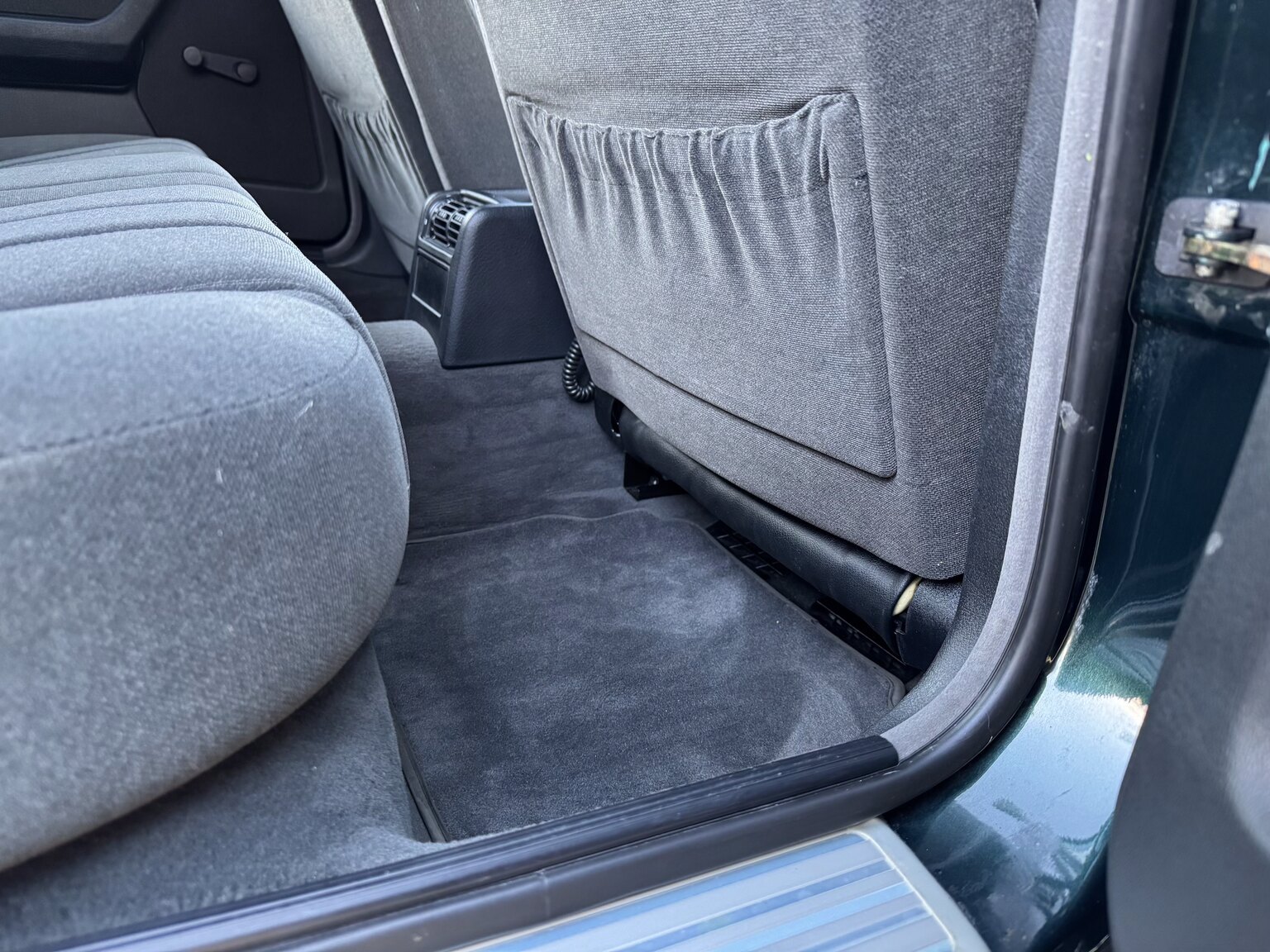 Interior image of 1996 BMW 520i Touring