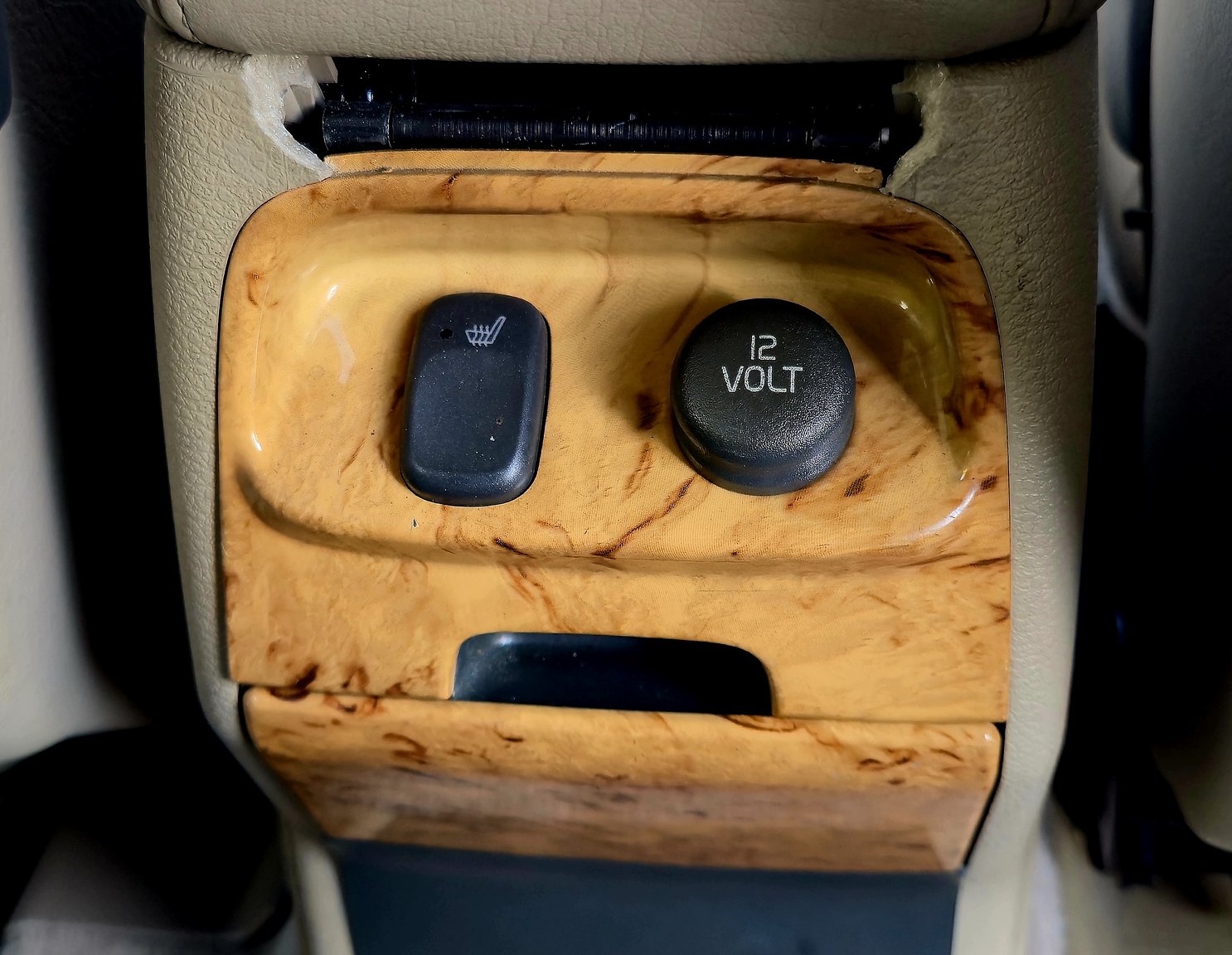 Interior image of 1998 Volvo V70 R 2.3 T Automatisk