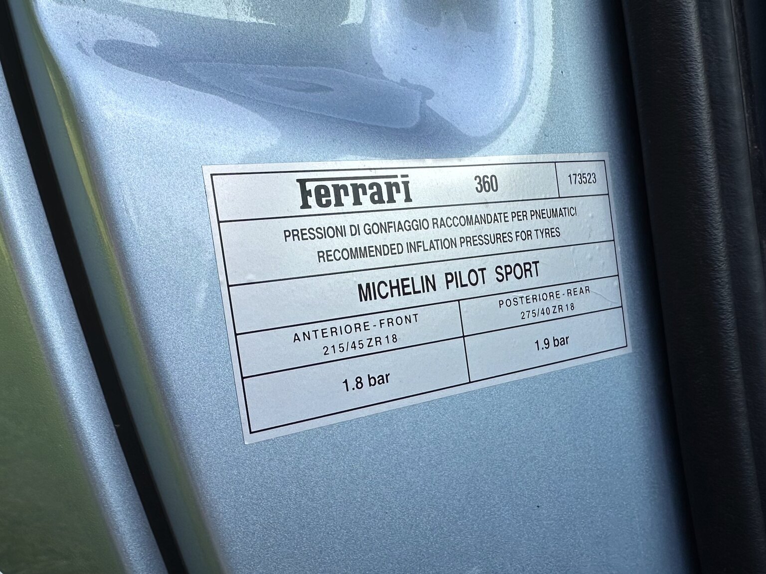 Interior image of 2001 Ferrari 360 Modena V8 Manual (29)