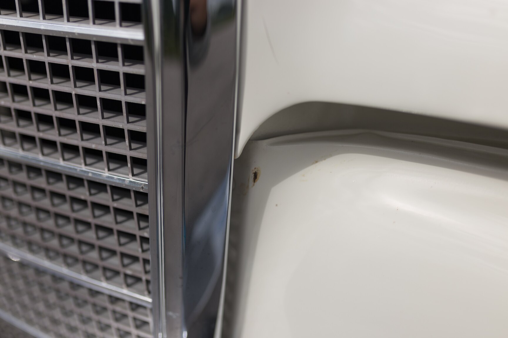 Exteriörbild på 1966  Mercedes-Benz 250 