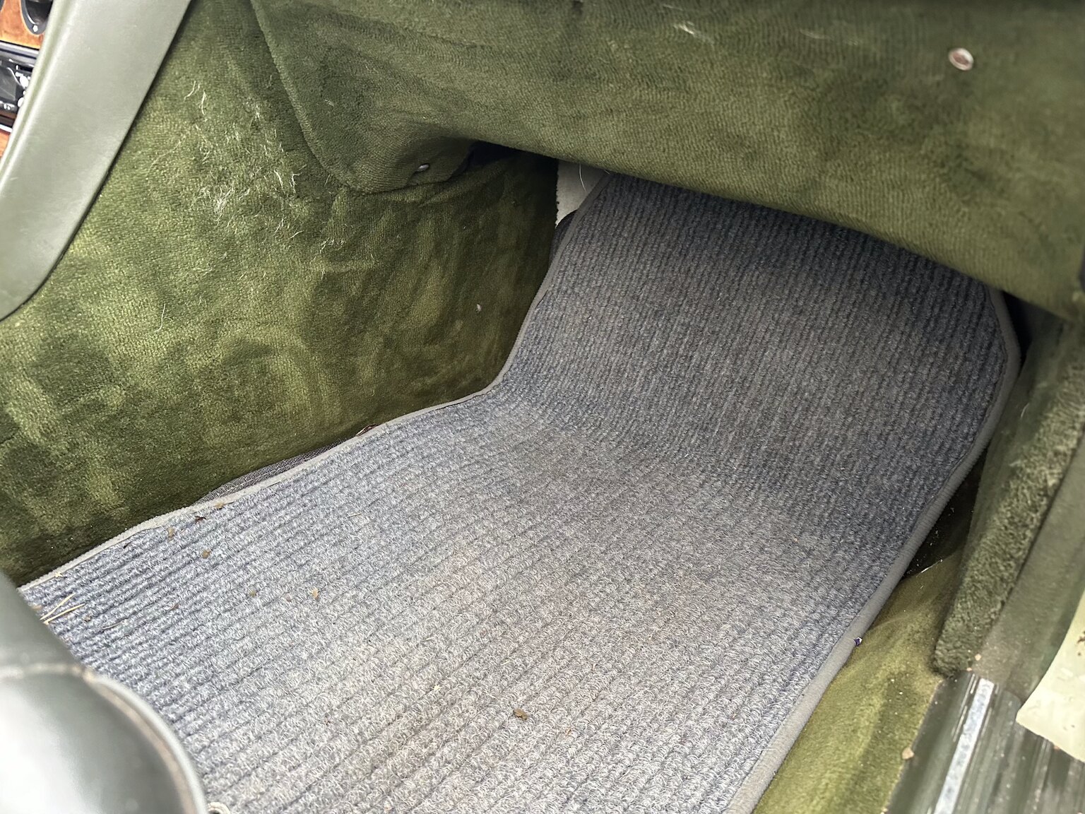 Innenraumfoto von 1983 Mercedes-Benz 500 SEC