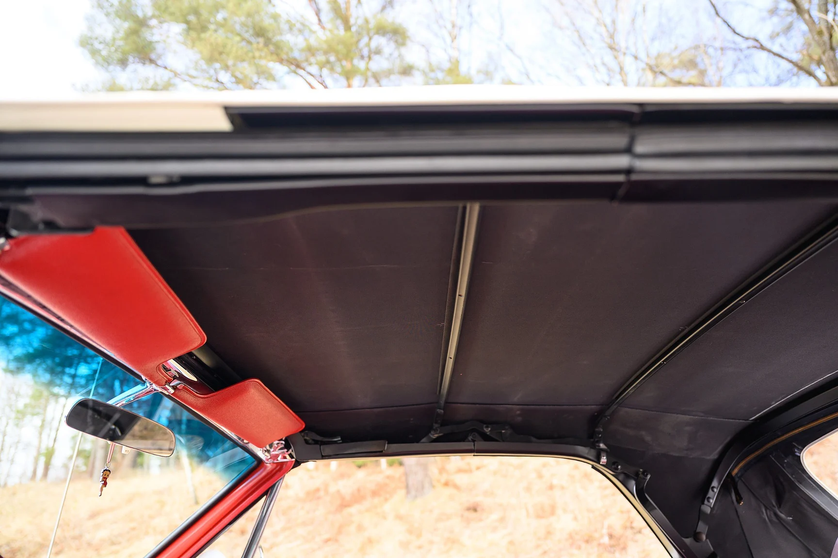 Interiörbild 1965 Ford Mustang GT Convertible (8)