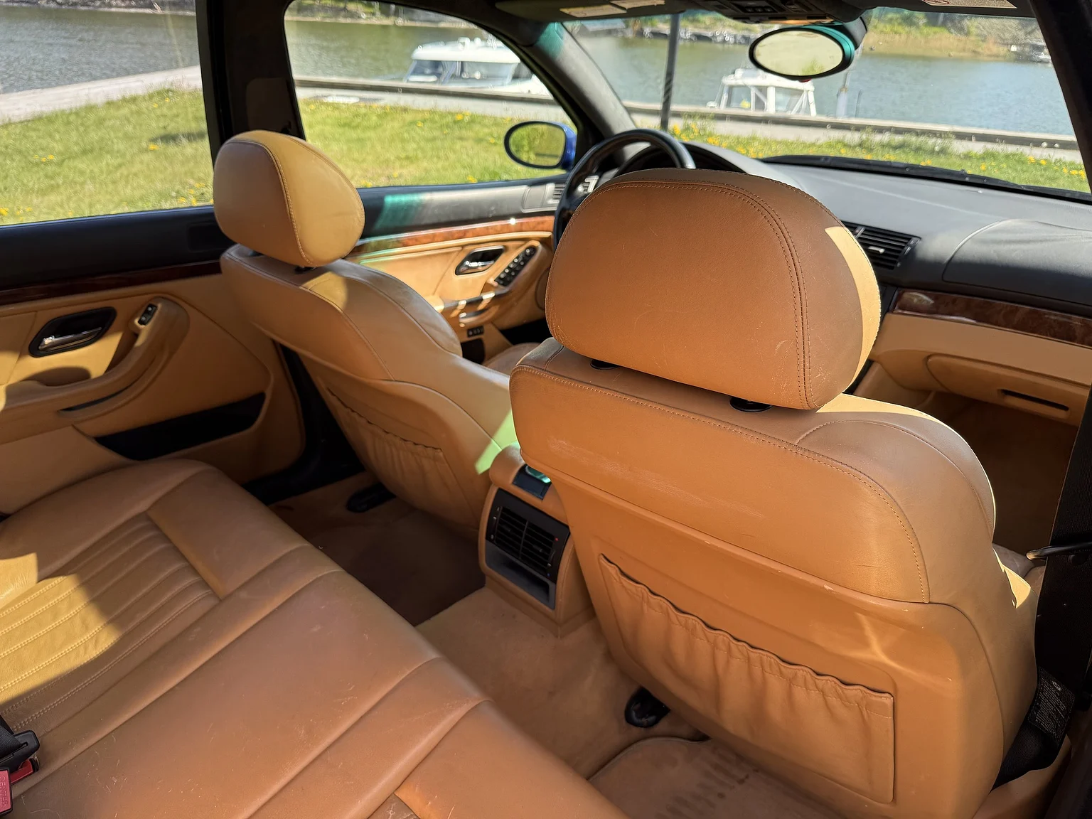 Interior image of 2001 BMW M5 E39 LCI (41)