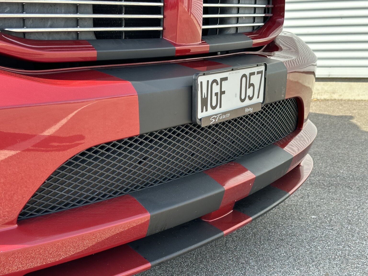 Exteriörbild på 2006 Dodge Ram SRT10
