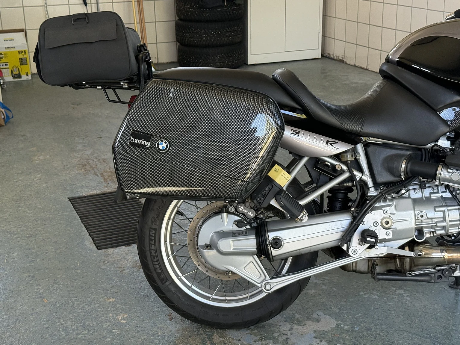 Exteriörbild på 1999 BMW Motorrad R 1100 R (4)