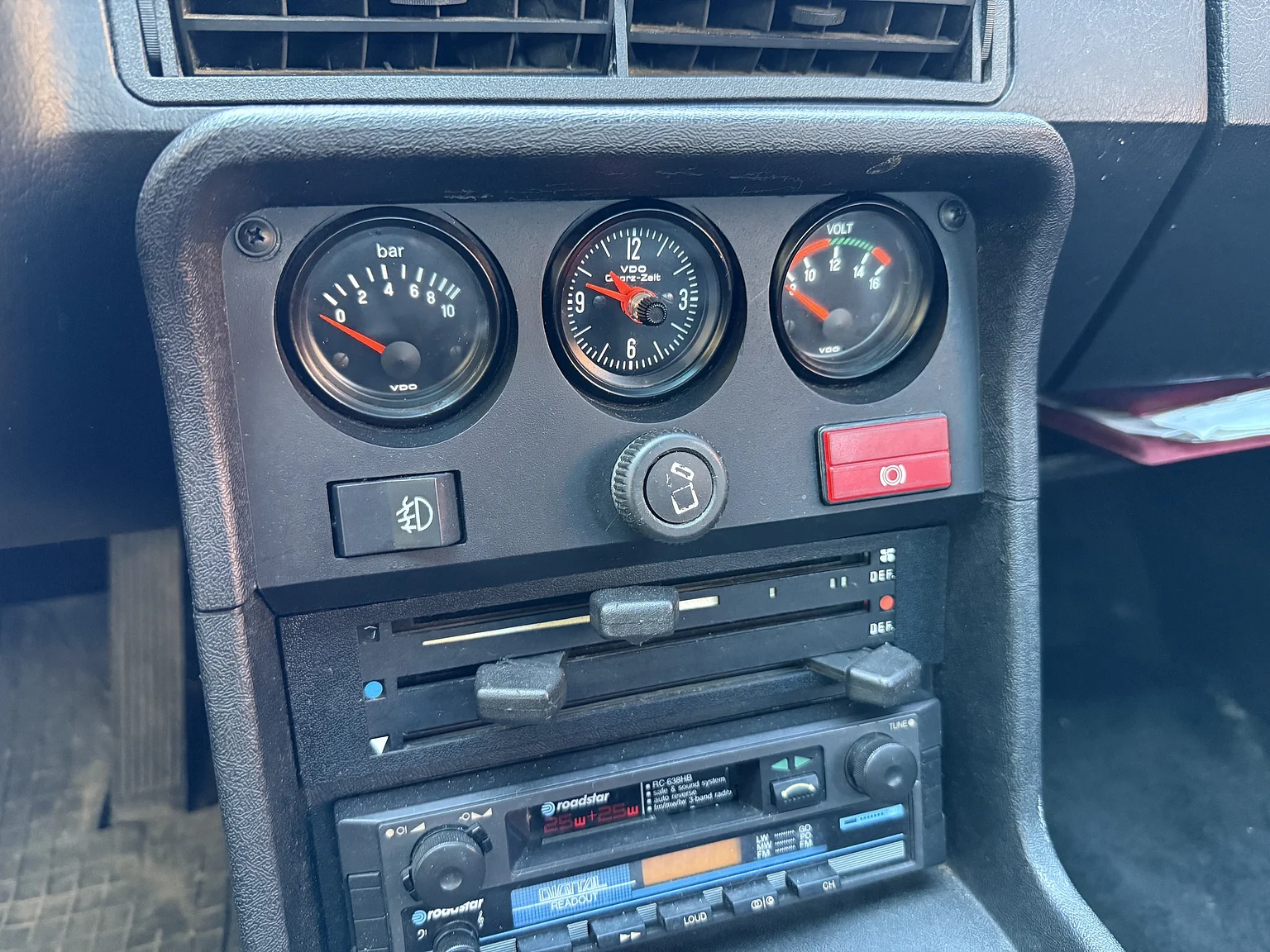 Innenraumfoto von 1979 Porsche 924  (15)