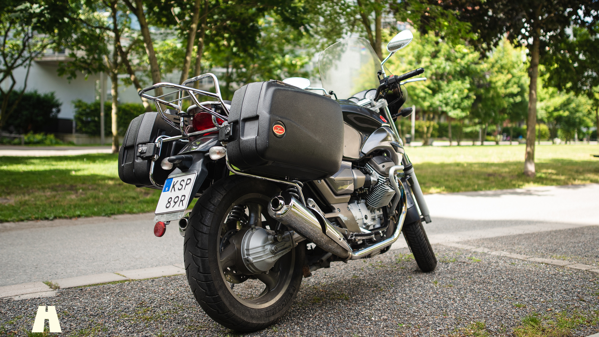 Aussenfoto 2005 Moto Guzzi Breva 750i