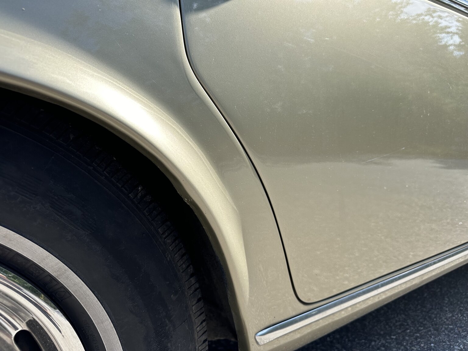 Exterior image of 1979 Rolls Royce Silver Shadow