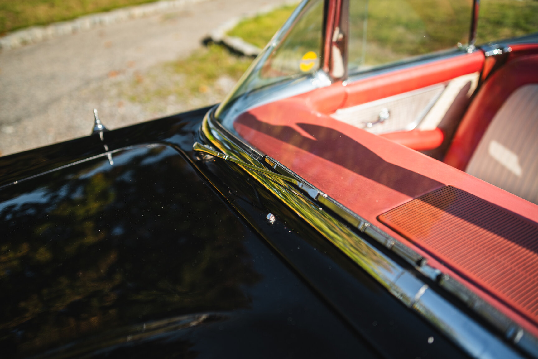 Exteriörbild på 1956 Ford Thunderbird