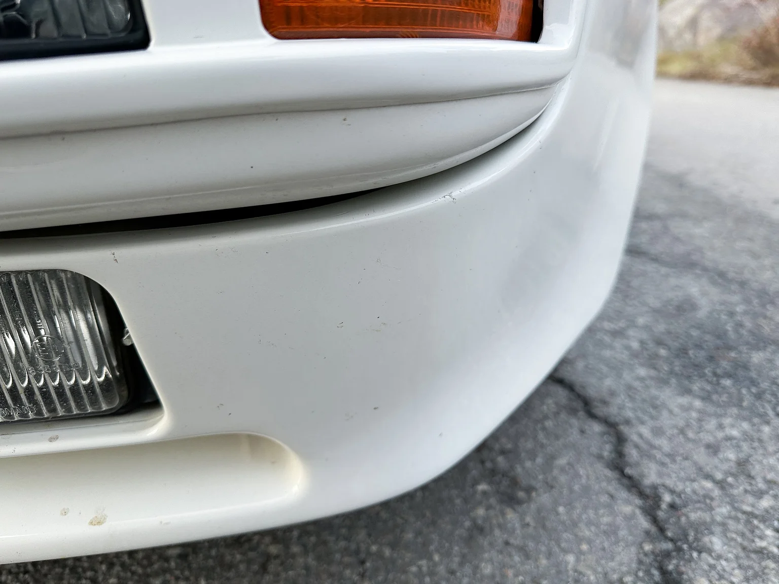 Exterior image of 1986 Porsche 944R (70)