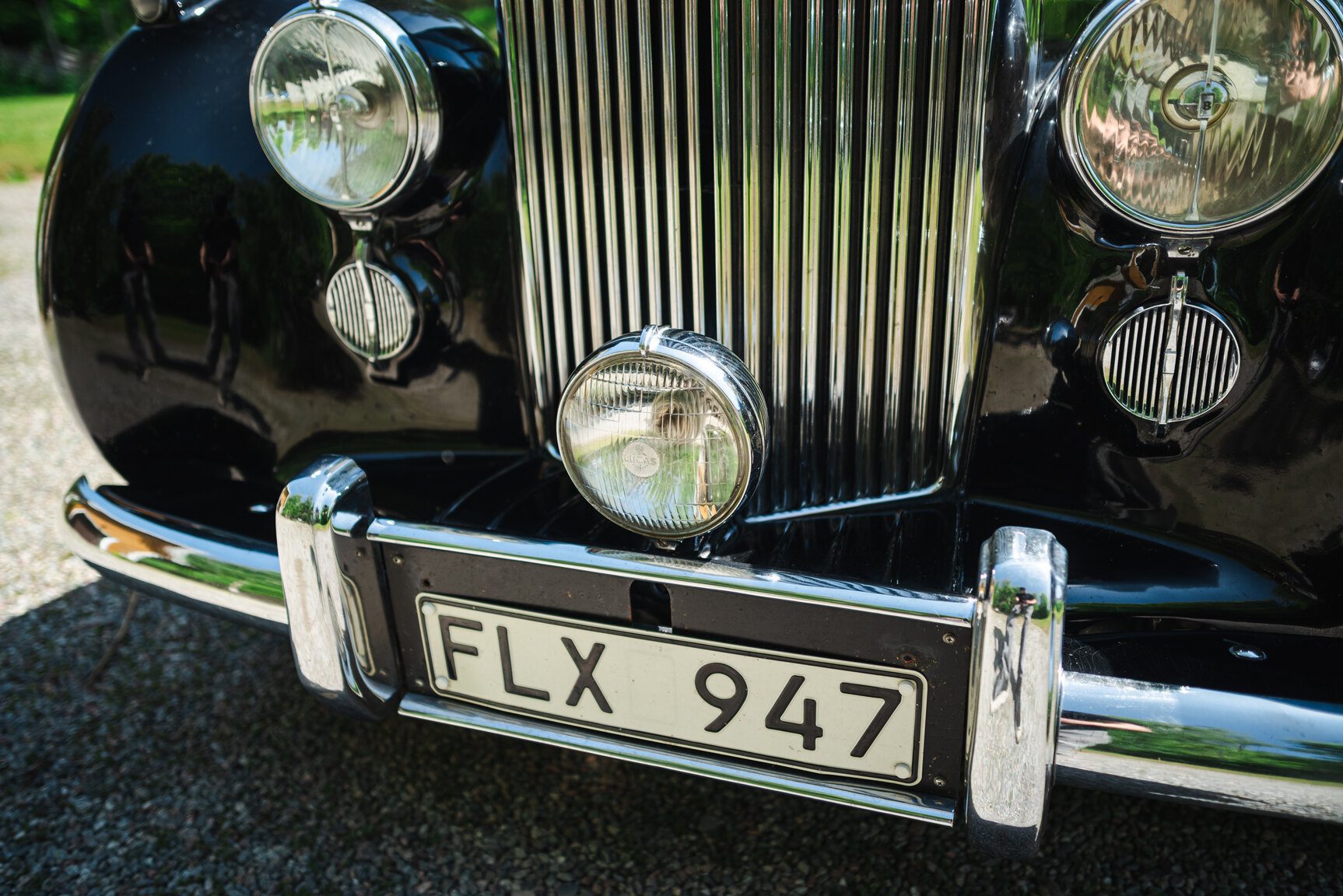 Exterior image of 1950 Bentley 4 1/4 Litre