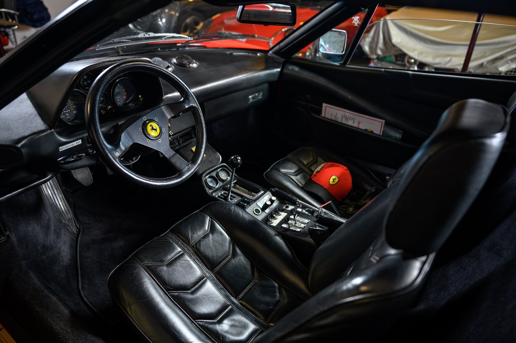 Innenraumfoto von 1982 Ferrari 308 GTSI
