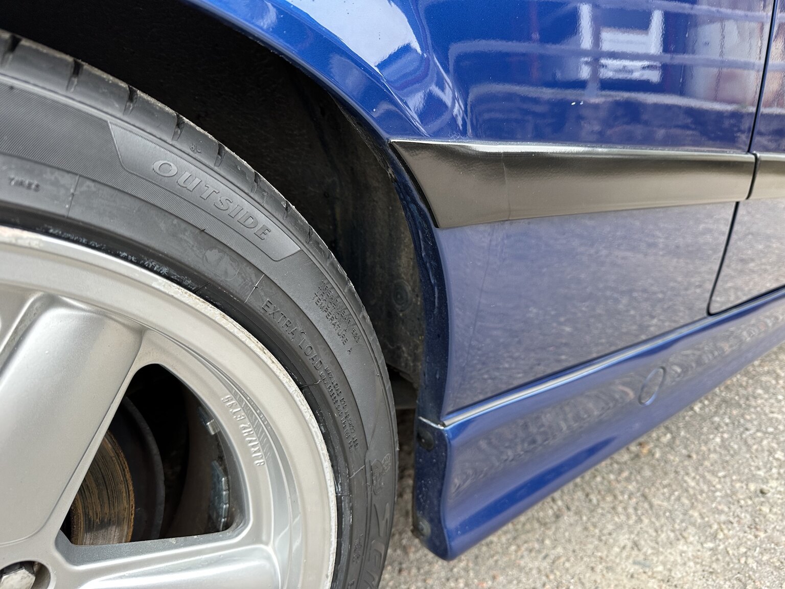 Exteriörbild på 1996 BMW 328i Coupé E36 M-Sport