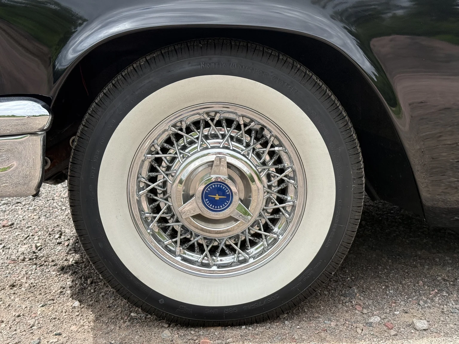Exterior image of 1957 Ford Thunderbird (50)