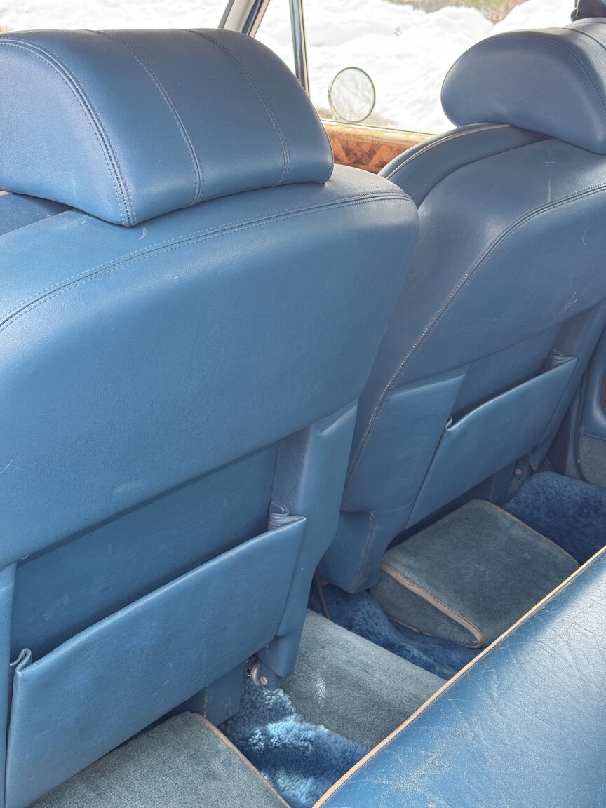 Interior image of 1976 Rolls-Royce Silver Shadow