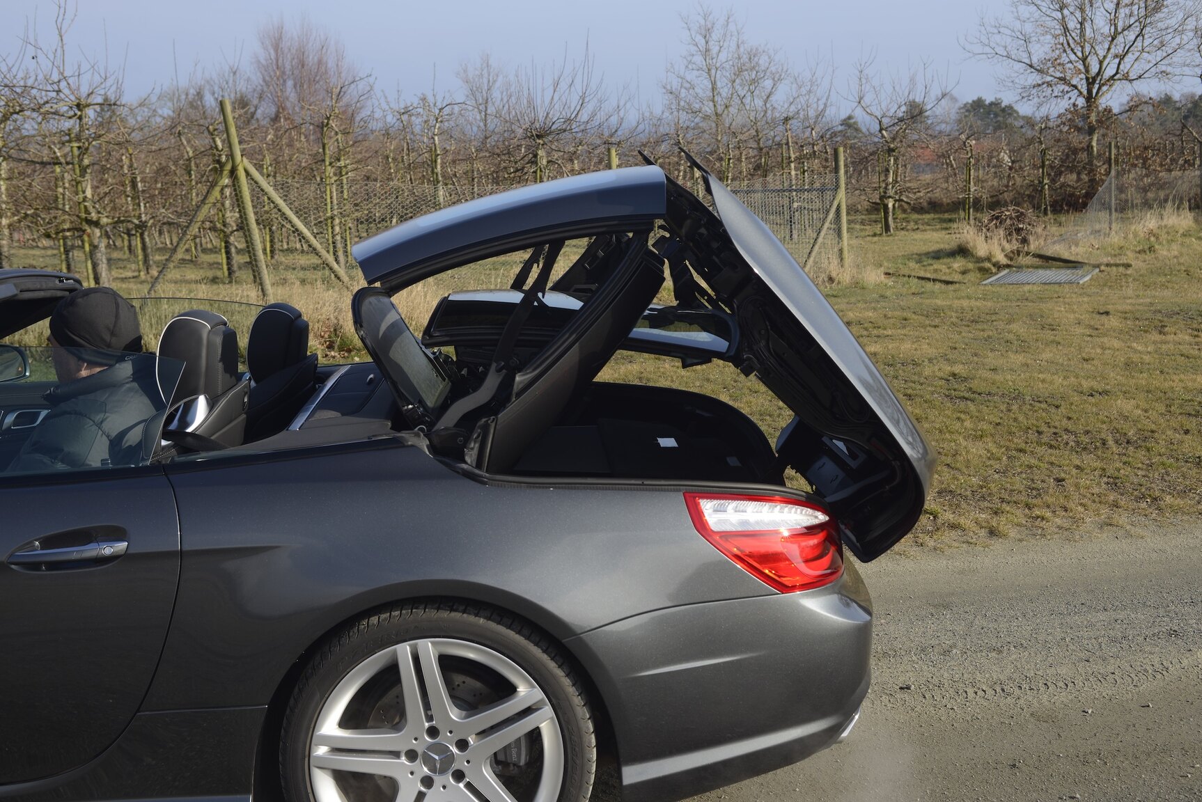 Exterior image of 2014 Mercedes-Benz SL500