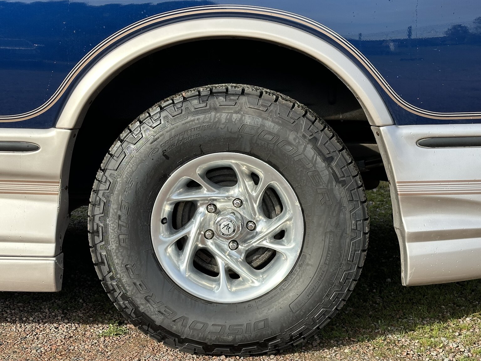 Aussenfoto 2000 GMC Savana G1500 Conversion Van