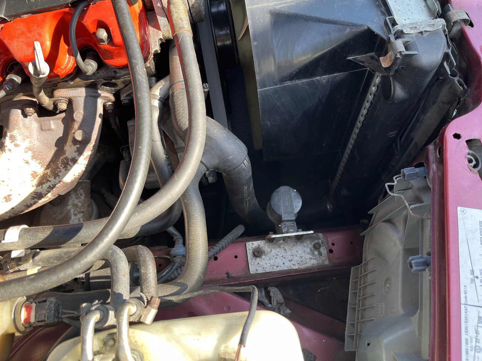 1990 Mercedes-Benz 230 E, Mekanik